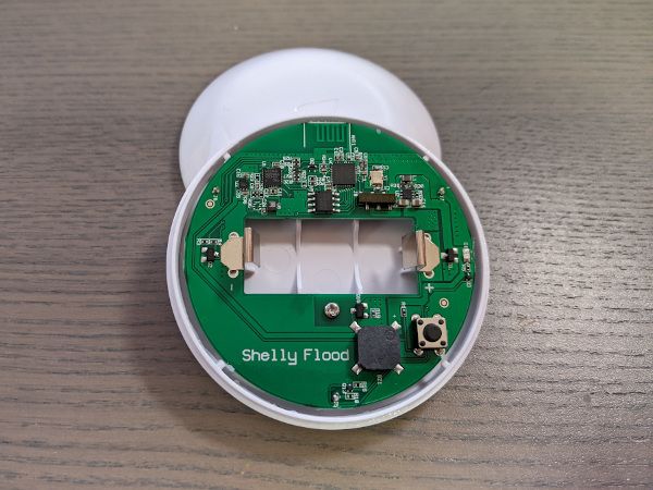 The internal circuit board of a Shelly Flood