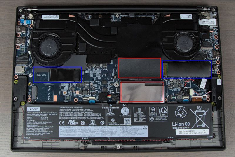 Internals of the ThinkPad P1 Gen 5. Blue denotes an SSD slot; Red denotes a RAM slot